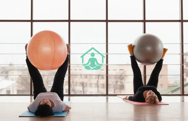 تفاوت یوگا و پیلاتس چیست؟ مقایسه علمی، مزایا و انتخاب بهترین ورزش برای شما