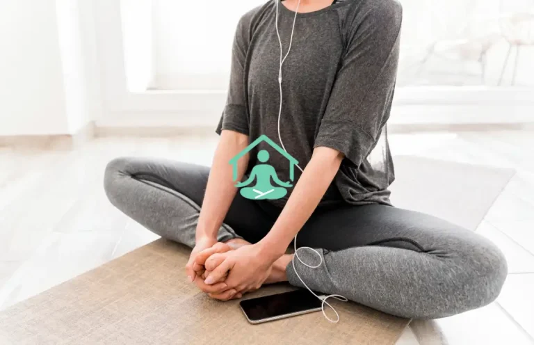 آیا یوگا واقعاً فشار خون را کاهش می‌دهد؟ معرفی ۵ حرکت موثر یوگا برای درمان فشار خون بالا